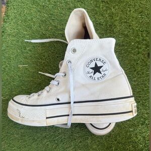 Converse Chuck Taylor Platform White High Top Sneakers | Women’s 8 / Men’s 6